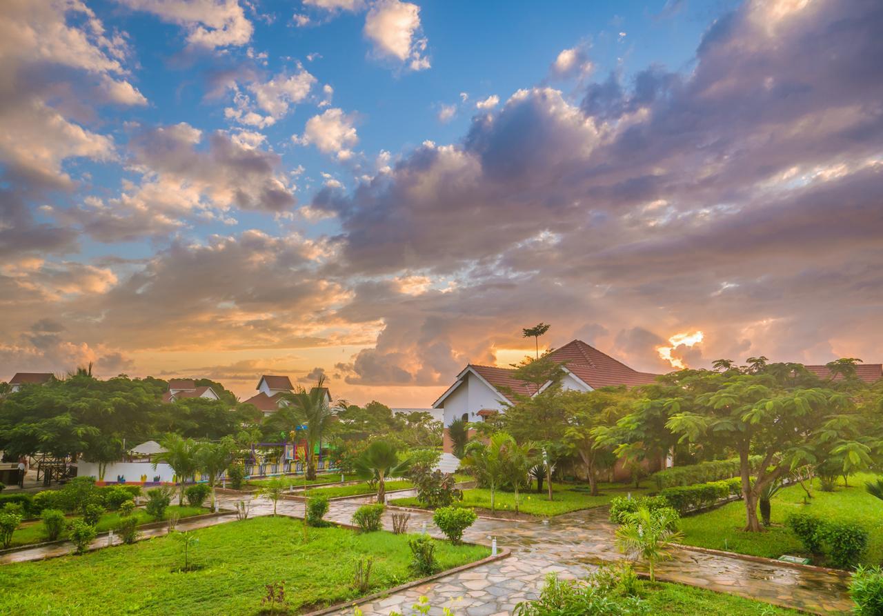 Azao Resort & Spa Pongwe Exterior foto